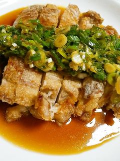 鶏肉の平たいパリパリ唐揚、ネギソースかけ-レシピのメイン写真
