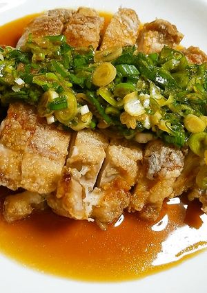 鶏肉の平たいパリパリ唐揚、ネギソースかけ-レシピのメイン写真