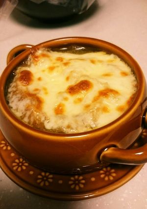 意外と簡単！オニオングラタンスープ-レシピのメイン写真