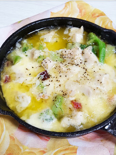 モッツァレラチーズの鶏肉アヒージョ-レシピのメイン写真