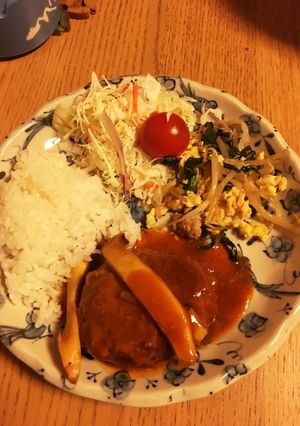 ふっくらハンバーグ-レシピのメイン写真