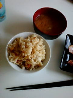 ツナ缶で簡単炊き込みご飯^^♪-レシピのメイン写真
