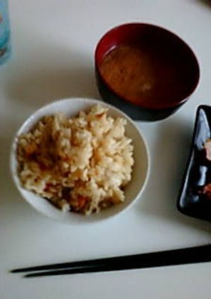 ツナ缶で簡単炊き込みご飯＾＾♪-レシピのメイン写真