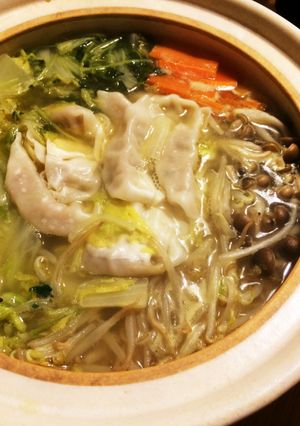 簡単！餃子鍋☆締めはあんかけラーメンで-レシピのメイン写真