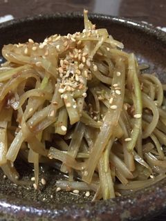 シャッキリ!寒ウドのきんぴら-レシピのメイン写真