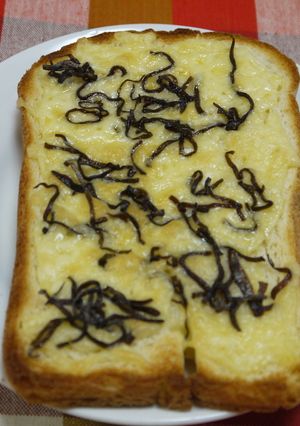チーズと塩昆布のトースト-レシピのメイン写真