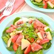 コールラビといちご、ルッコラのサラダ