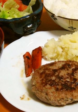 賞味期限の近い余った麩を使ったハンバーグ-レシピのメイン写真