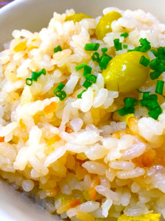お餅アレンジ☆銀杏のもちもち炊き込みご飯-レシピのメイン写真