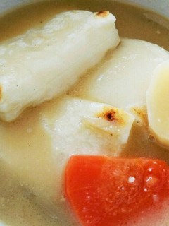 豚汁に餅☝これをお雑煮と言う…私。お雑煮-レシピのメイン写真
