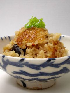 炊飯器で簡単“おこげ” (炊き込みご飯)-レシピのメイン写真