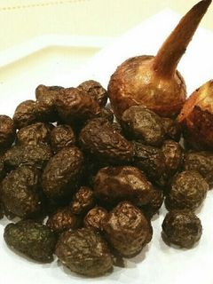 簡単おつまみ♡むかご(長いもの実)素揚げ-レシピのメイン写真