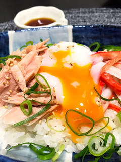 ごはんに乗せるだけ★簡単ツナとかにかま丼-レシピのメイン写真