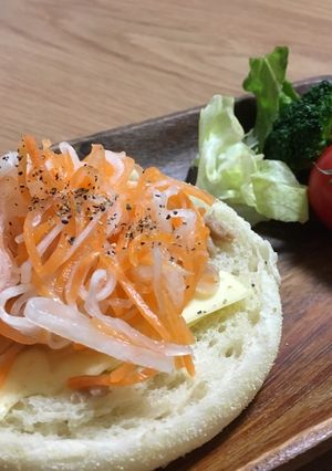 おせちの紅白なますで簡単バインミー-レシピのメイン写真