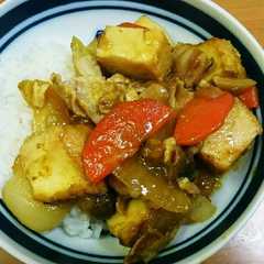รูปของ 時短☆ボリューム☆厚揚げバラ肉のカレー丼