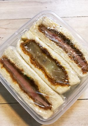 コロッケとハムカツdeお弁当サンドイッチ-レシピのメイン写真