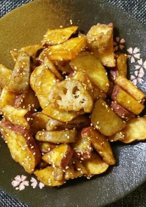 蓮根とサツマイモの甘辛炒め-レシピのメイン写真