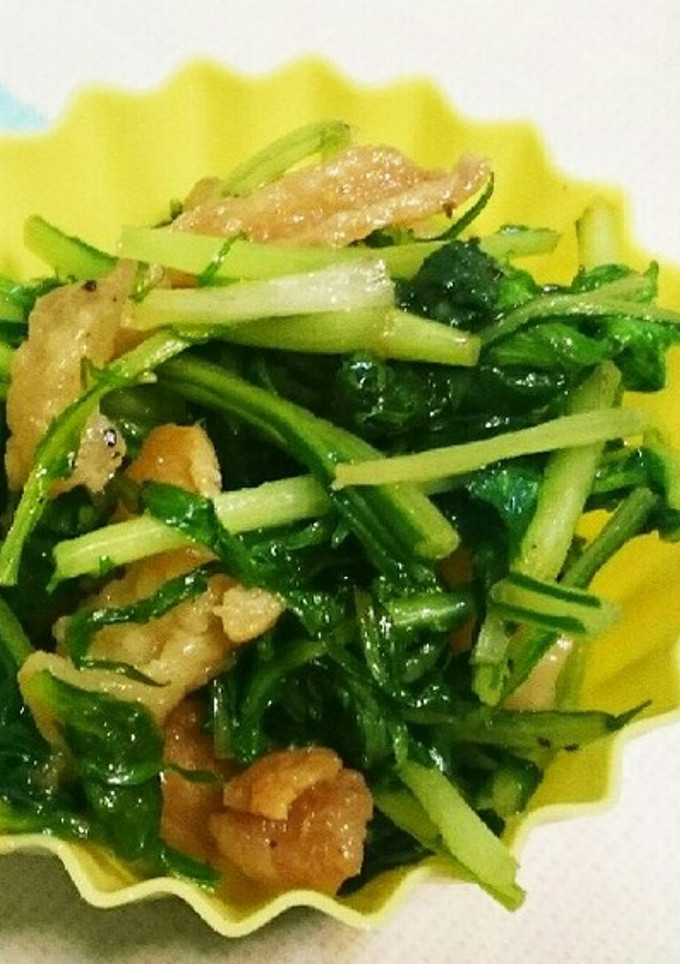 弁当や副菜に 鶏皮と水菜の簡単炒め-レシピのメイン写真
