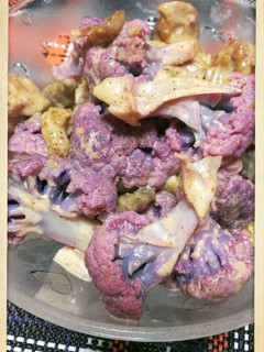 鶏肉と紫カリフラワーのA1ソース和え-レシピのメイン写真