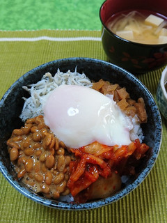 キムタクしらす卵のせ納豆丼-レシピのメイン写真