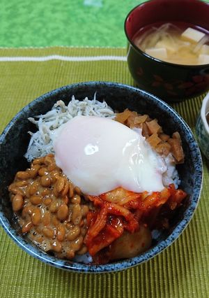 キムタクしらす卵のせ納豆丼-レシピのメイン写真