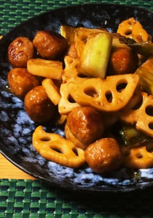蓮根と肉団子の照り焼き♬-レシピのメイン写真