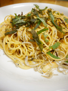 じゃこと塩昆布のしそ風味パスタ-レシピのメイン写真
