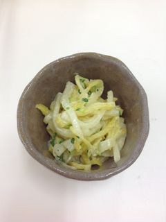 【簡単】大根とたくあんのサラダ-レシピのメイン写真