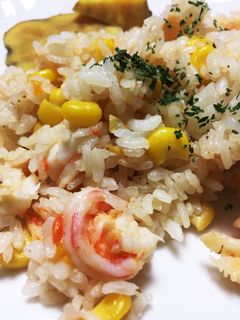 ☆簡単☆炊飯器deエビピラフ-レシピのメイン写真