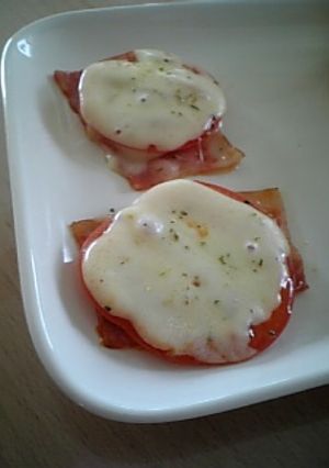 ベーコンのトマトチーズのせ♪-レシピのメイン写真