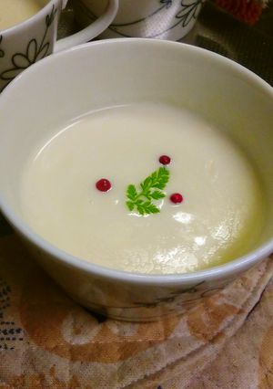 カリフラワーのクリームスープ-レシピのメイン写真