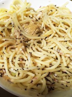 簡単!鶏ササミと生姜&ゆかりの和風パスタ-レシピのメイン写真