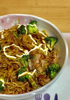簡単！ブロッコリ–と豚バラ焼きそば-レシピのメイン写真