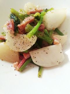 カブとベーコンの塩炒め-レシピのメイン写真