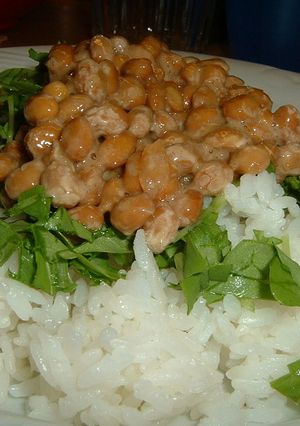 ルッコラ納豆丼-レシピのメイン写真