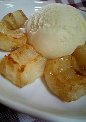 革命的！？お餅を蜂蜜バターで焼きました。-レシピのメイン写真