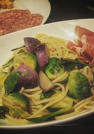 芽キャベツと赤かぶのパスタ-レシピのメイン写真