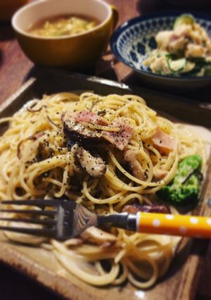 ベーコンと塩昆布ガーリッククリームパスタ-レシピのメイン写真