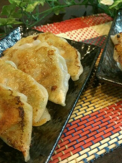 絶品♡牡蠣餃子と美味しい牡蠣のした処理-レシピのメイン写真