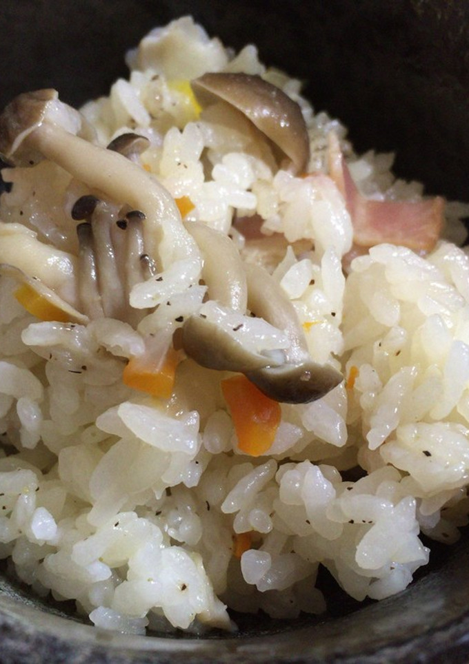 きのことベーコンの洋風炊き込みご飯-レシピのメイン写真