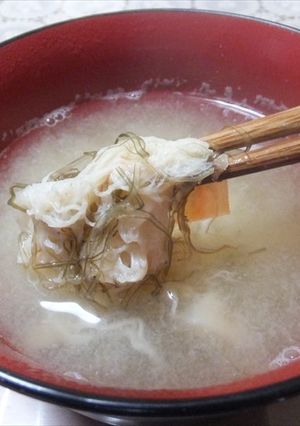 スープジャーで激旨なヤマブシタケの味噌汁-レシピのメイン写真