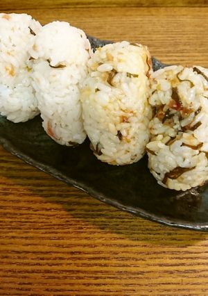 梅✿おにぎり-レシピのメイン写真