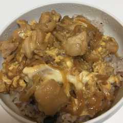 すき焼きのタレで簡単親子丼-レシピのメイン写真