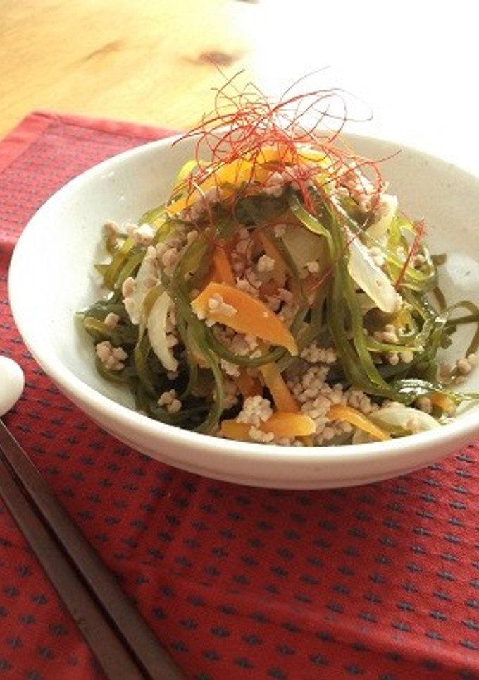 主菜に格上げ↑↑切り昆布のそぼろ煮-レシピのメイン写真