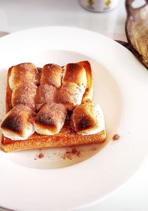 高カロリー☆甘々焼きマシュマロトースト-レシピのメイン写真