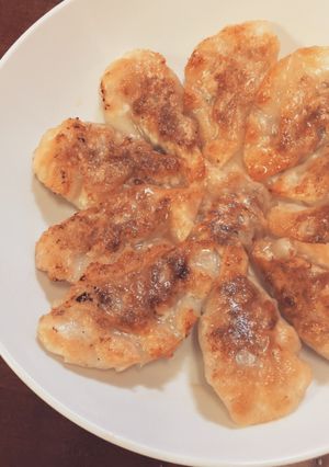 パリッと簡単！薬味たっぷり手作り餃子♡-レシピのメイン写真
