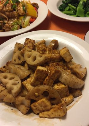簡単！焼き豆腐とレンコンの甘辛炒め-レシピのメイン写真