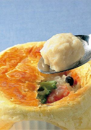 パイ包みの鶏肉だんごスープ-レシピのメイン写真