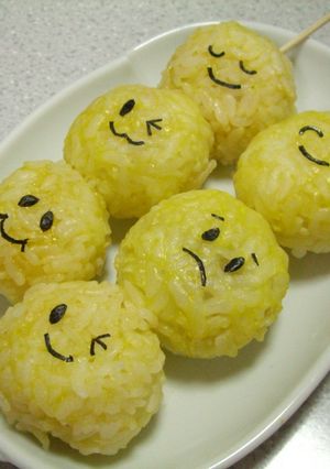 パーティーやお弁当に☆おにぎり3兄弟♪-レシピのメイン写真