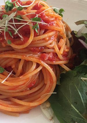 【簡単レシピ】生トマトソースパスタ-レシピのメイン写真